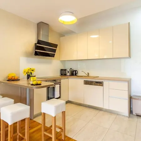 Naduno 2min Walk To Appartement Split